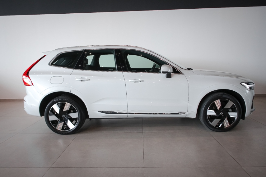 volvo xc60 2.0 t8 recharge ultimate awd geartronic 6.0 hibrido 5p automatico 20242