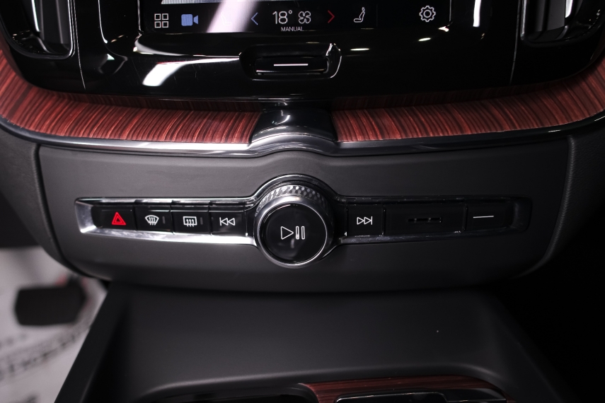 volvo xc60 2.0 t8 recharge ultimate awd geartronic 6.0 hibrido 5p automatico 202413