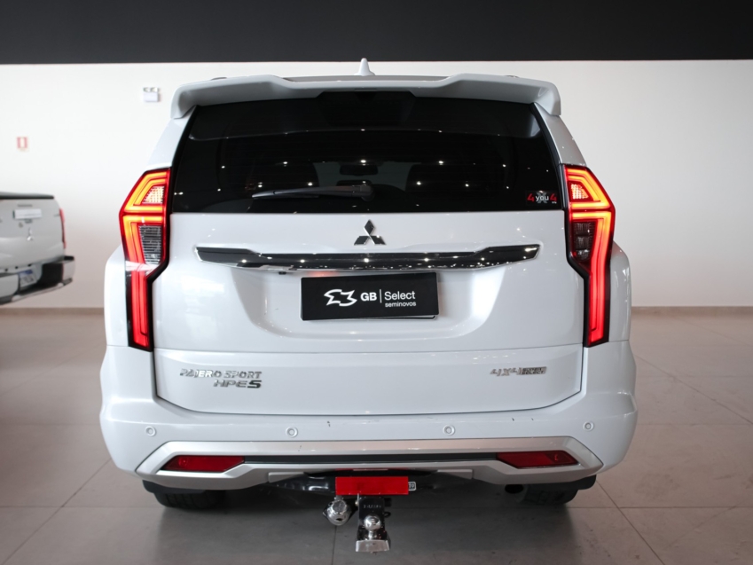 mitsubishi pajero sport 2.4 16v mivec turbo diesel hpe-s awd automatico 5p 202319