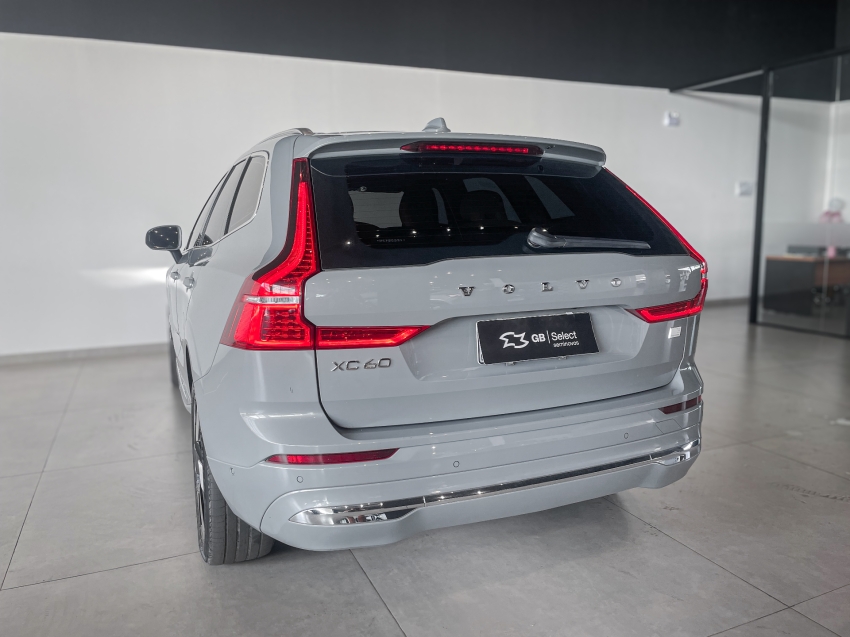volvo xc60 2.0 t8 recharge ultimate awd geartronic hibrido 5p automatico 202413