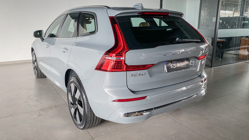 volvo xc60 2.0 t8 recharge ultimate awd geartronic hibrido 5p automatico 202412