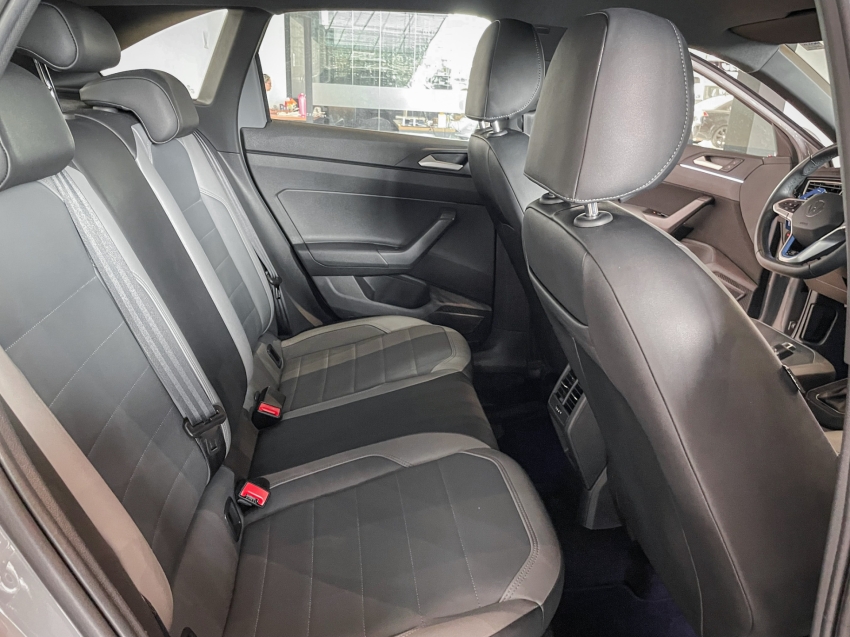 volkswagen nivus 1.0 200 tsi total flex highline automatico 5p 20247