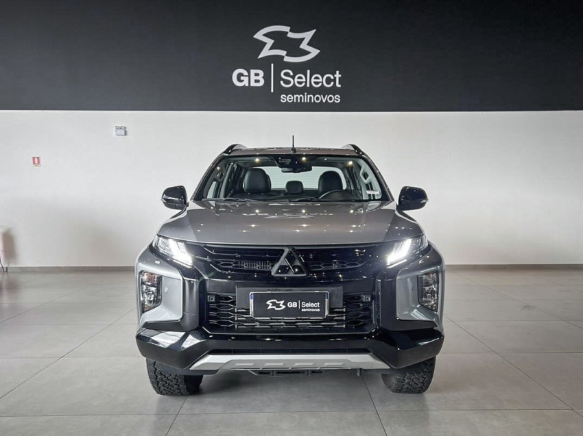 mitsubishi l200 triton 2.4 16v turbo diesel sport hpe-s cd 4p 4x4 automatico 2.0 20241