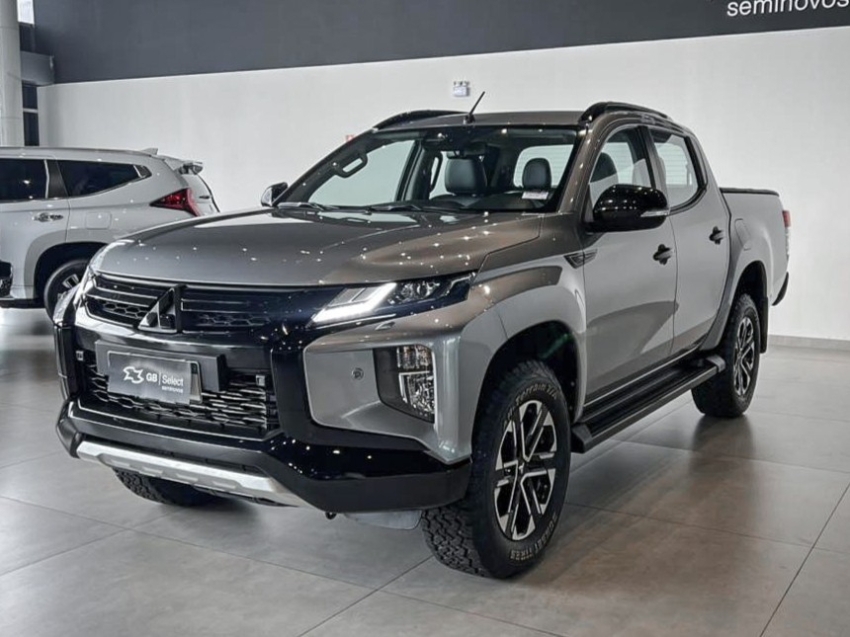 mitsubishi l200 triton 2.4 16v turbo diesel sport hpe-s cd 4p 4x4 automatico 2.0 20242
