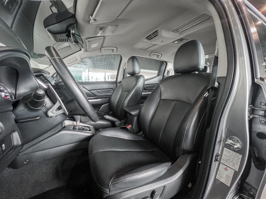 mitsubishi l200 triton 2.4 16v turbo diesel sport hpe-s cd 4p 4x4 automatico 2.0 20247