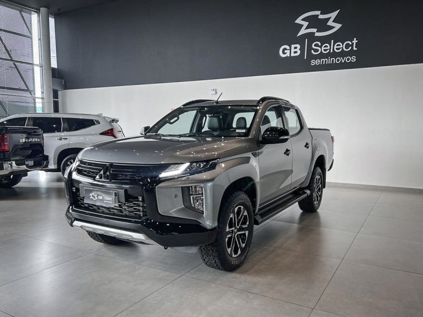mitsubishi l200 triton 2.4 16v turbo diesel sport hpe-s cd 4p 4x4 automatico 2.0 20242