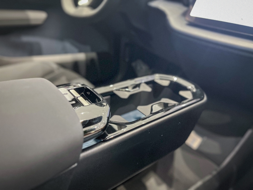 volvo ex30 51 kw eletrico core 1.0 5p automatico 20254