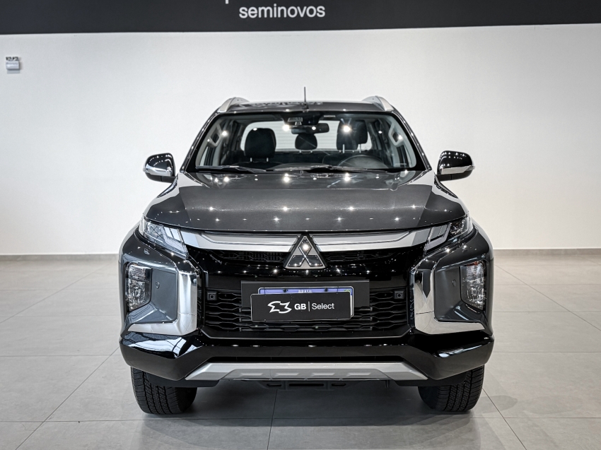 mitsubishi l200 triton 2.4 16v turbo diesel sport hpe-s cd 4p 4x4 automatico 2.0 20251