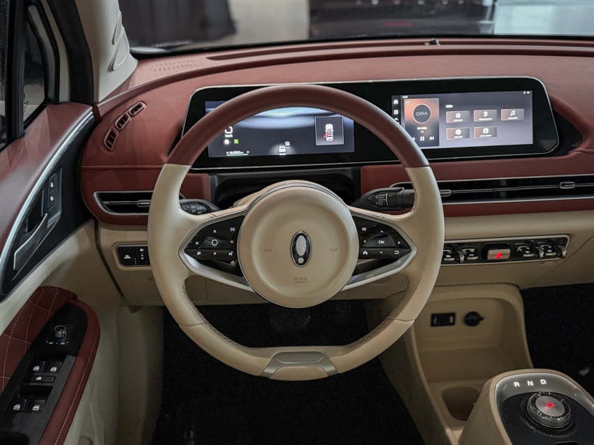 gwm ora 03 48 kw eletrico skin 4p automatico 20242