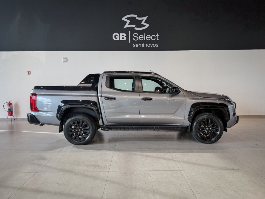 mitsubishi triton 2.4 biturbo diesel cd katana 4x4 automatico 4p 202610