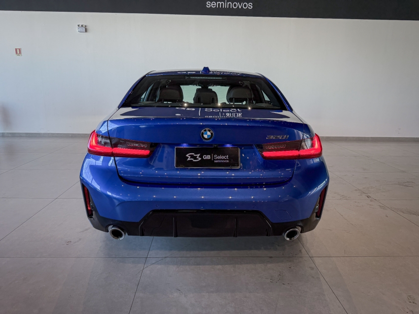 320 ia 2.0 tb m sport a. flex/m. 4p19
