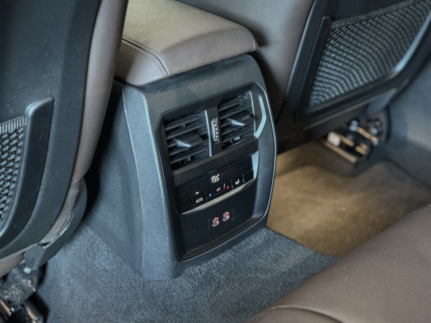 320 ia 2.0 tb m sport a. flex/m. 4p10