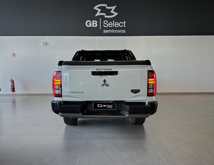 triton  katana 2.4 diesel 4x413