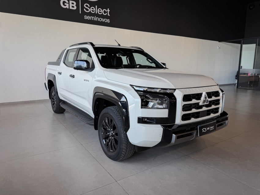 triton  katana 2.4 diesel 4x4