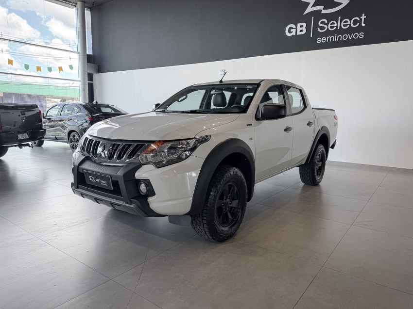 l200 triton sport gls 2.4 d 4x4 at2