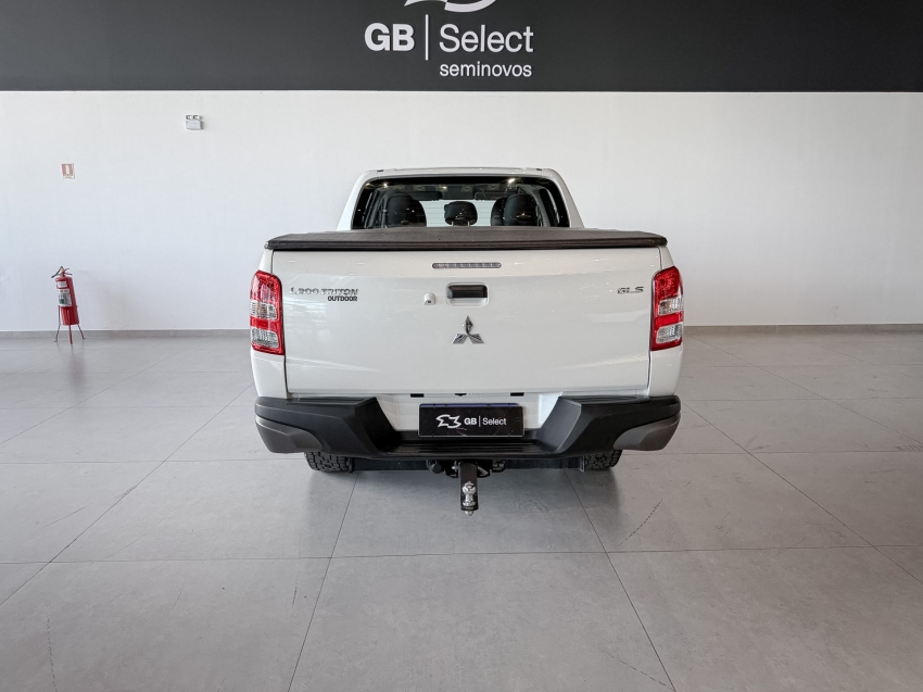 l200 triton sport gls 2.4 d 4x4 at12