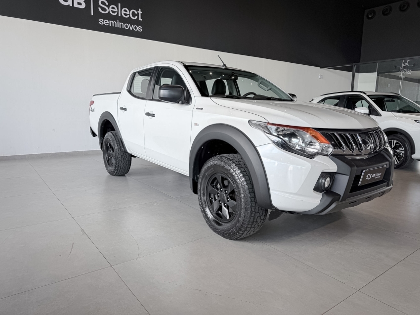 l200 triton sport gls 2.4 d 4x4 at0