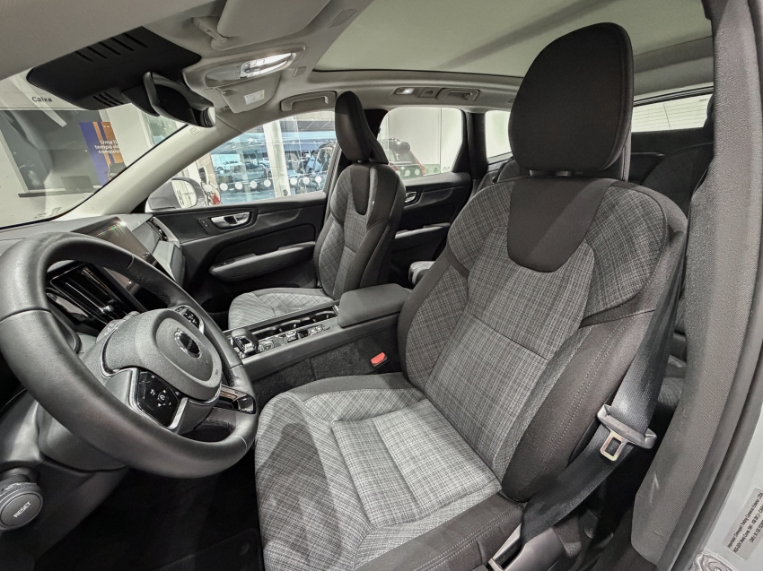 volvo xc60 t8 plus9