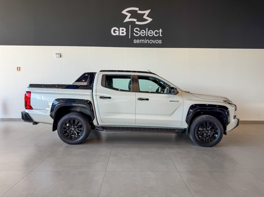 triton  katana 2.4 diesel 4x43