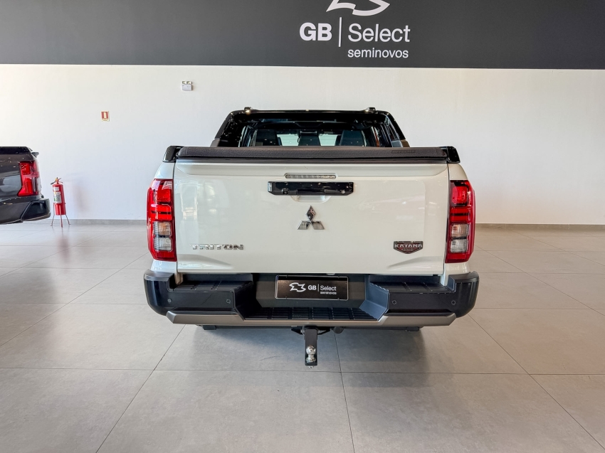 triton  katana 2.4 diesel 4x413