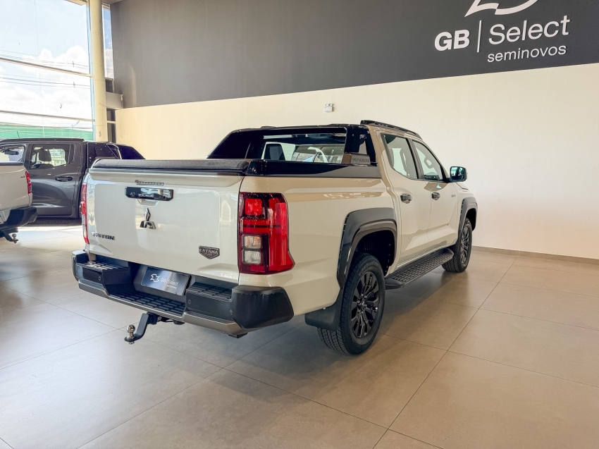 triton  katana 2.4 diesel 4x412