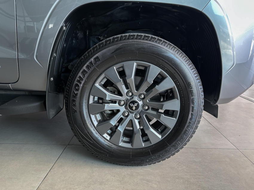 triton 2.4 biturbo diesel cd hpe-s 4x49