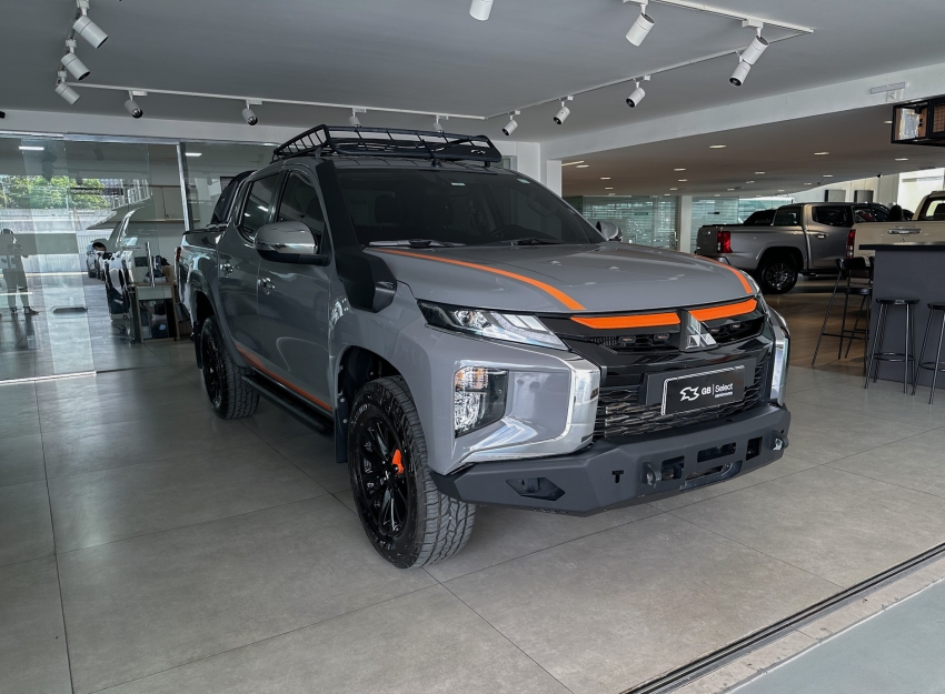 l200 triton 2.4 16v turbo diesel sport s0