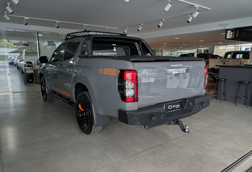 l200 triton 2.4 16v turbo diesel sport s10