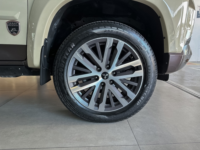 l200 triton hpes terra 4x415