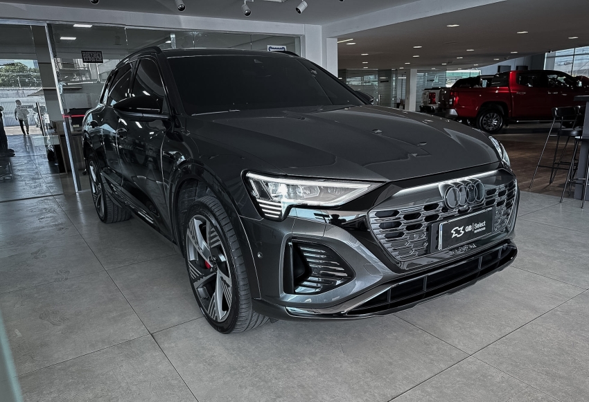 audi q8 e-tron 55 quattro