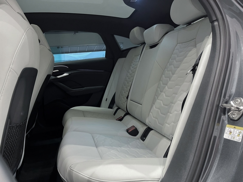 A6 ETRON RWD7