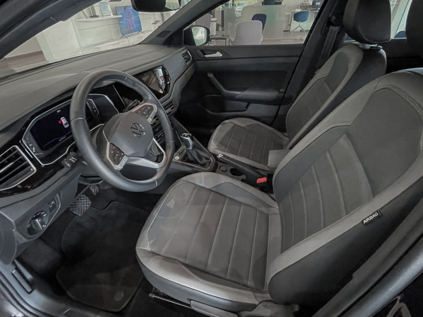 volkswagen nivus 1.0 200 tsi total flex highline automatico 9.9 4p 2024