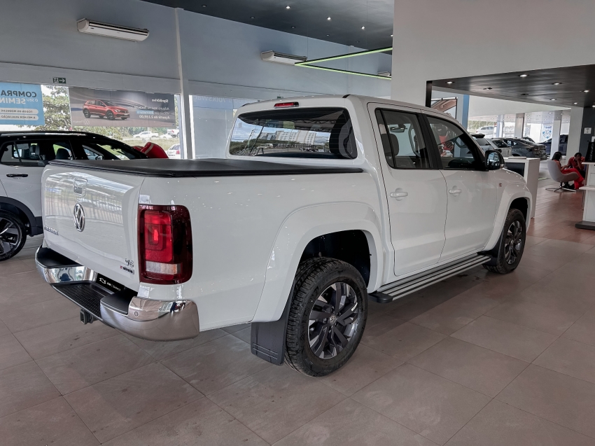 volkswagen amarok 3.0 v6 tdi diesel highline cd 4motion automatico 4.9 4p 2024