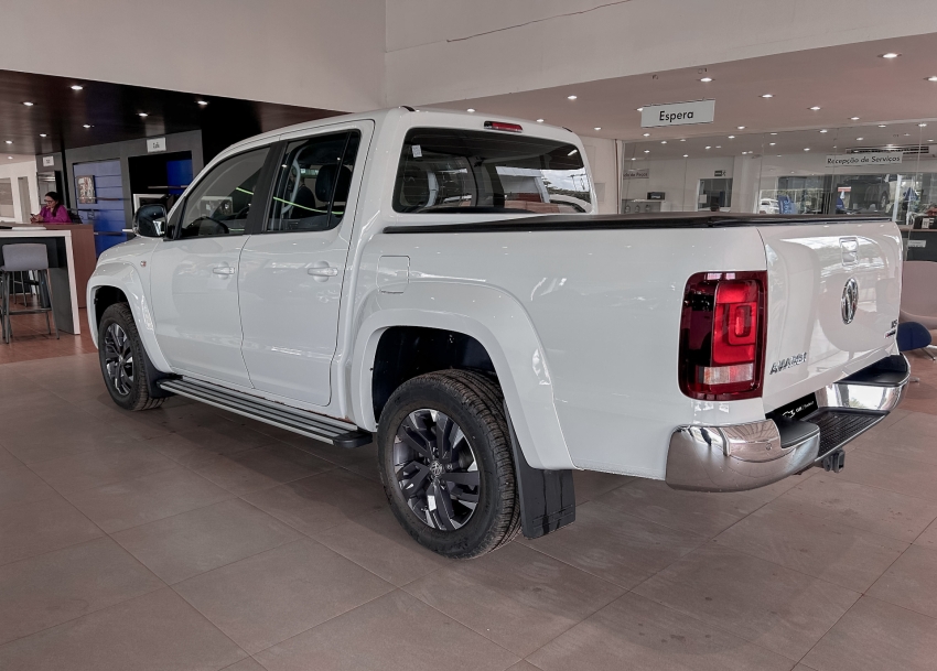 volkswagen amarok 3.0 v6 tdi diesel highline cd 4motion automatico 4.9 4p 2024