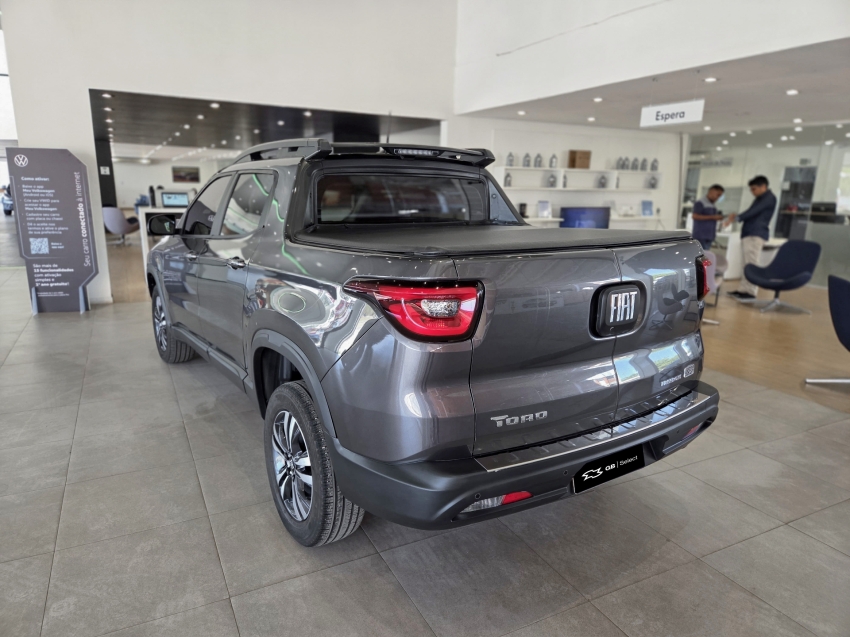 fiat toro 1.3 turbo 270 flex freedom at6 3.3 diesel 4p automatico 2025