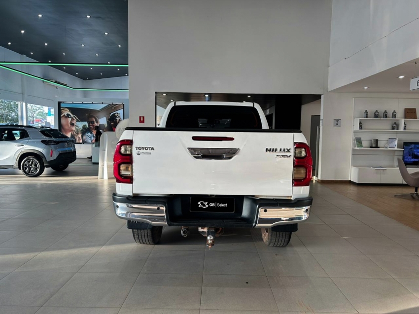 toyota hilux 2.8 d-4d turbo diesel cd srv 4x4 automatico 4p 202212