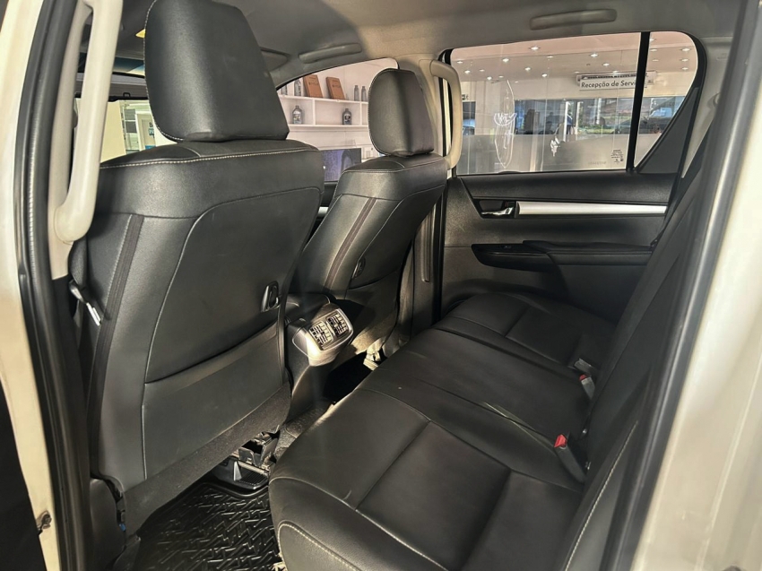 toyota hilux 2.8 d-4d turbo diesel cd srv 4x4 automatico 4p 20227