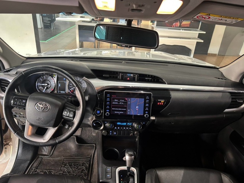 toyota hilux 2.8 d-4d turbo diesel cd srv 4x4 automatico 4p 20224