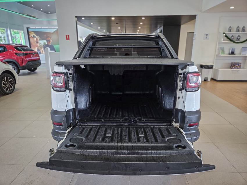 fiat strada 1.0 turbo 200 flex ultra cd cvt 4p automatico 202510