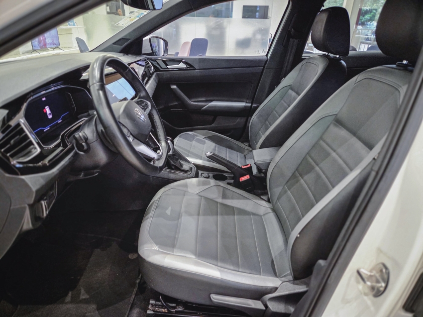 volkswagen nivus 1.0 200 tsi total flex highline automatico 4p 20235