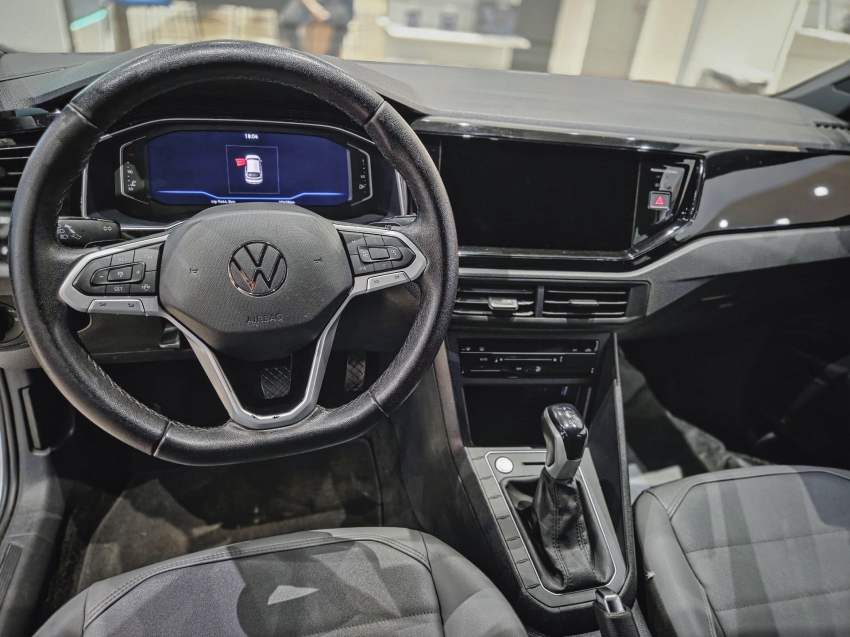 volkswagen nivus 1.0 200 tsi total flex highline automatico 4p 20233