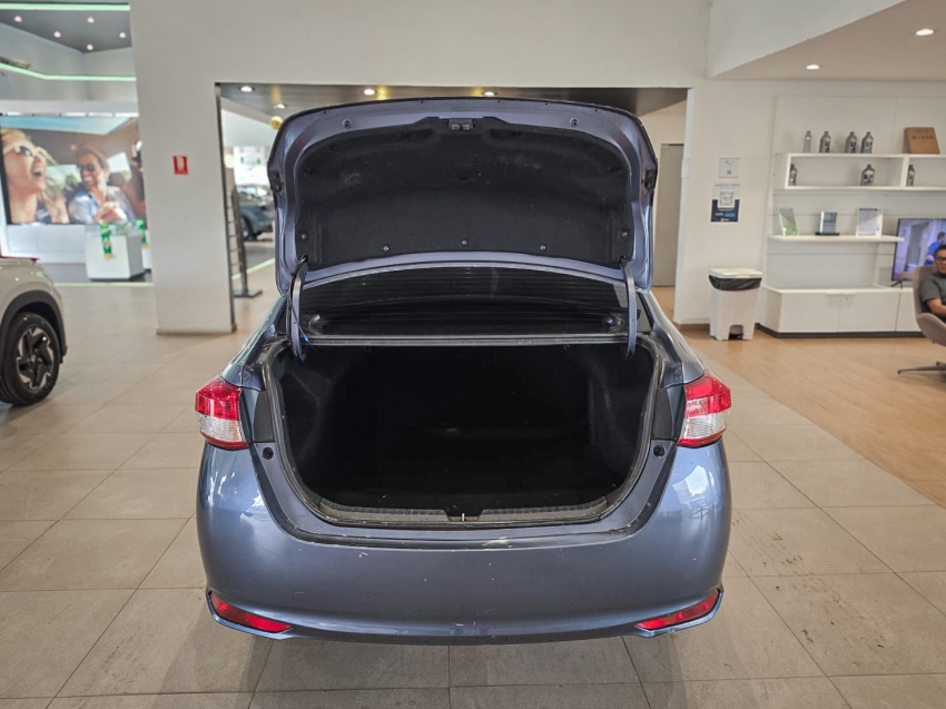 toyota yaris 1.5 16v flex sedan xl multidrive 4p automatico 201911