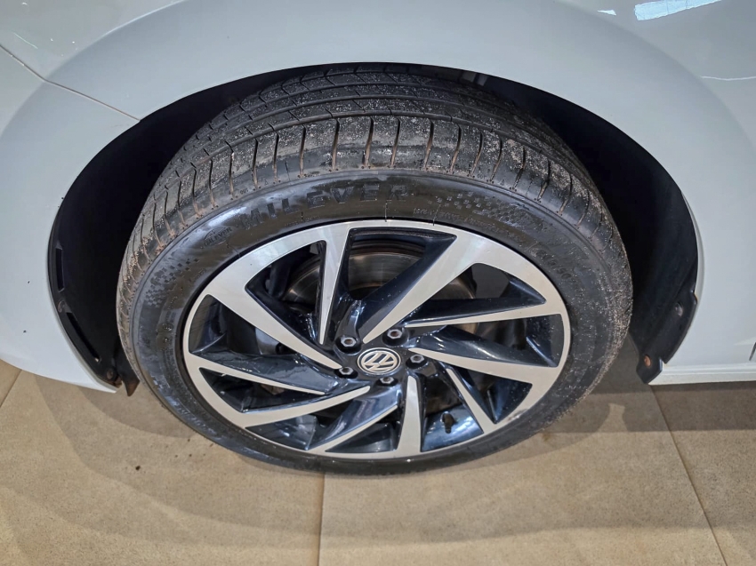 volkswagen virtus 1.0 200 tsi highline automatico flex 4p 20228