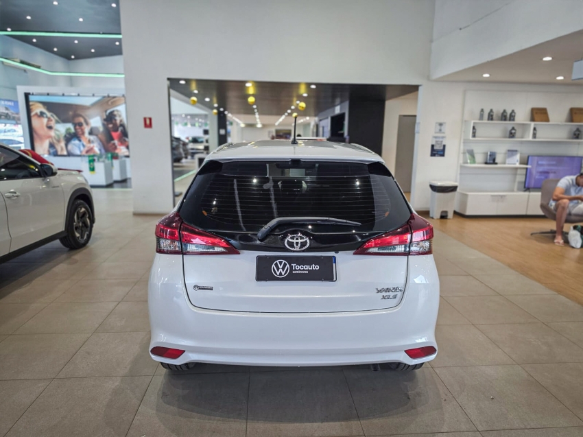 toyota yaris 1.5 16v flex sedan xls connect multidrive 4p automatico 202113
