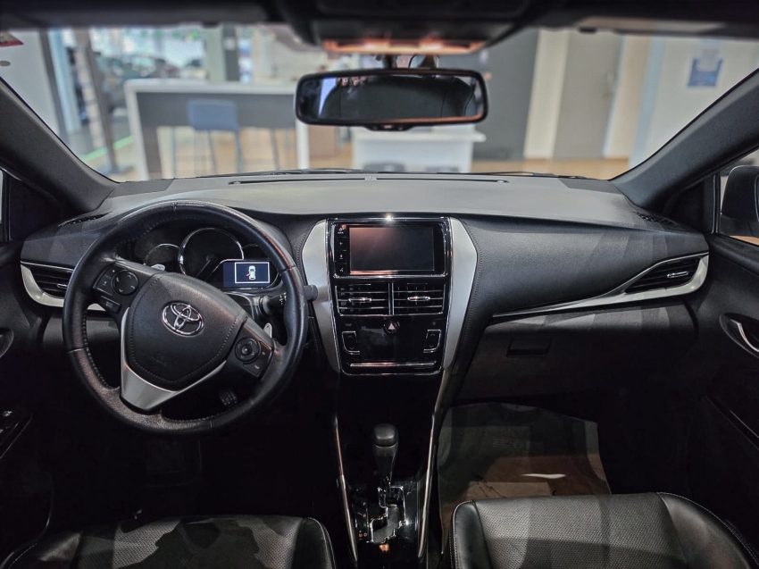 toyota yaris 1.5 16v flex sedan xls connect multidrive 4p automatico 20217