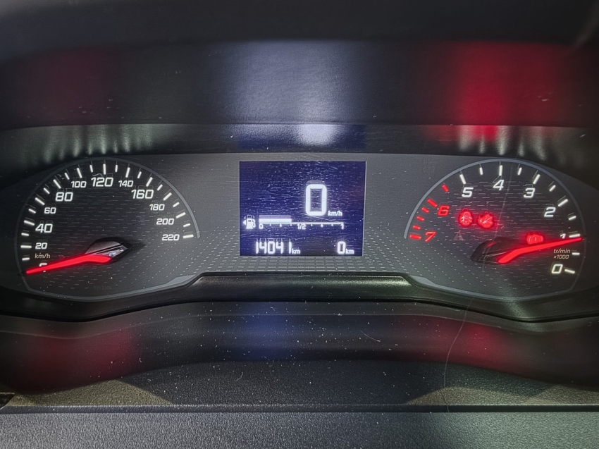 peugeot 208 style6