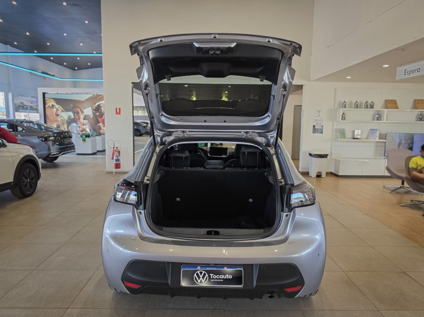 peugeot 208 style13