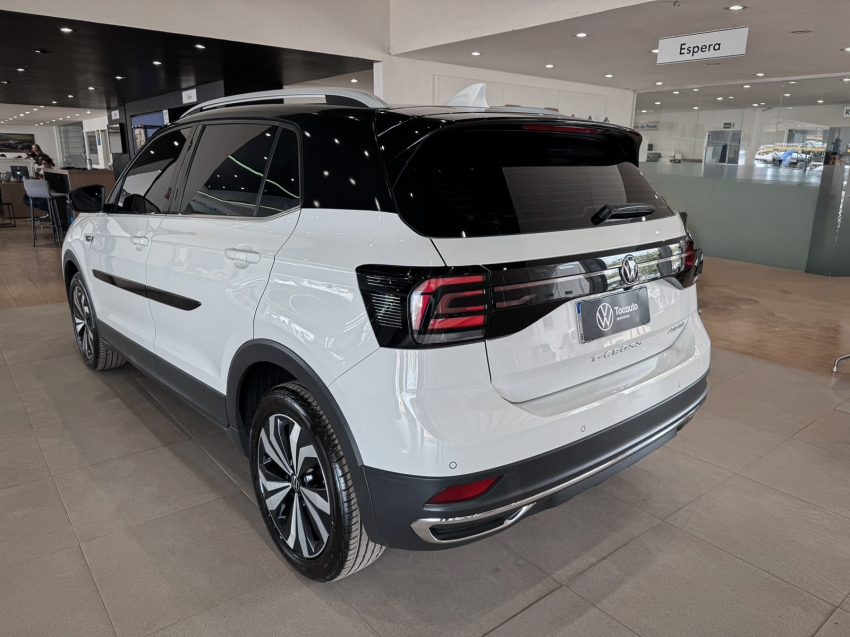 t-cross 1.4 250 tsi total flex highline11