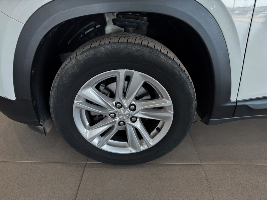 chevrolet tracker lt 1.0t8