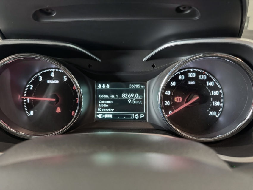 chevrolet tracker lt 1.0t4